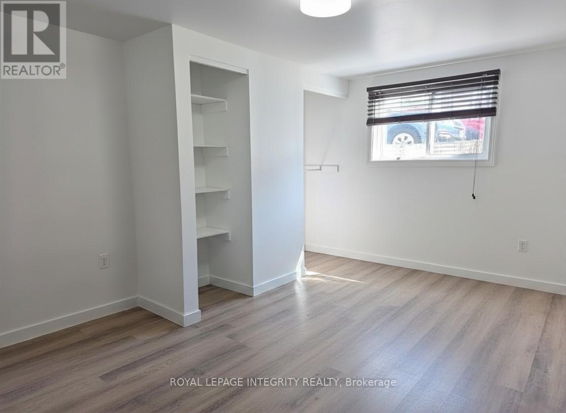 176 Oakridge Boulevard