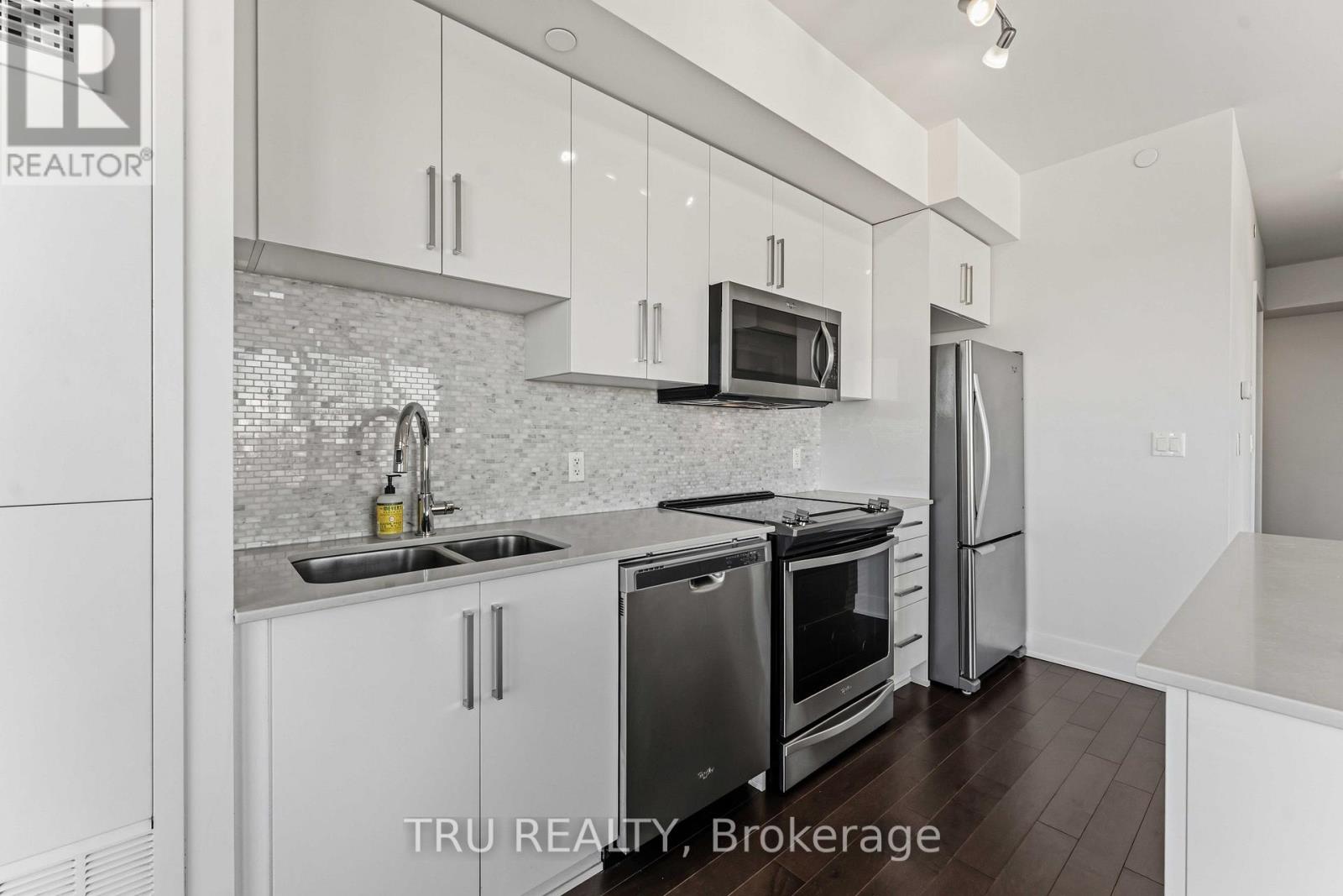 1907 - 485 Richmond Road