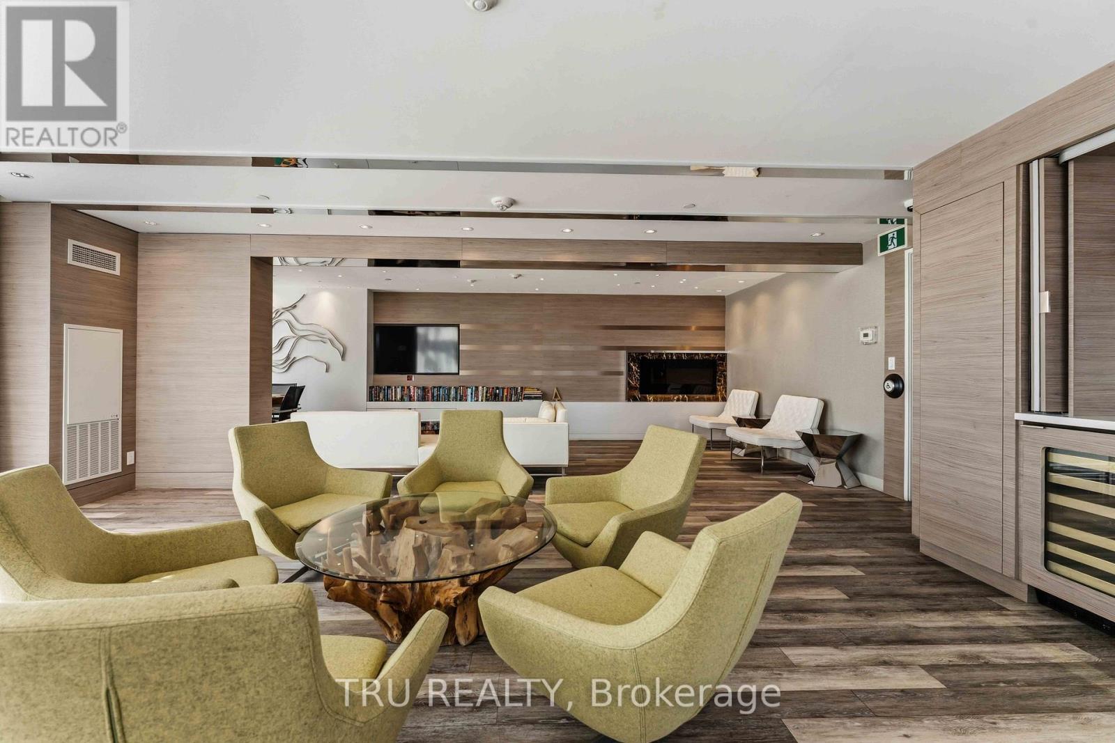 1907 - 485 Richmond Road