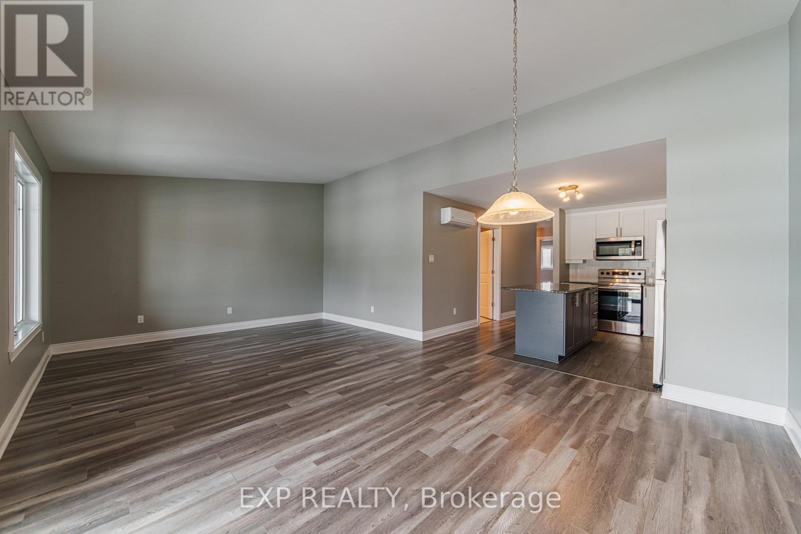 285 - 306 Masters Lane