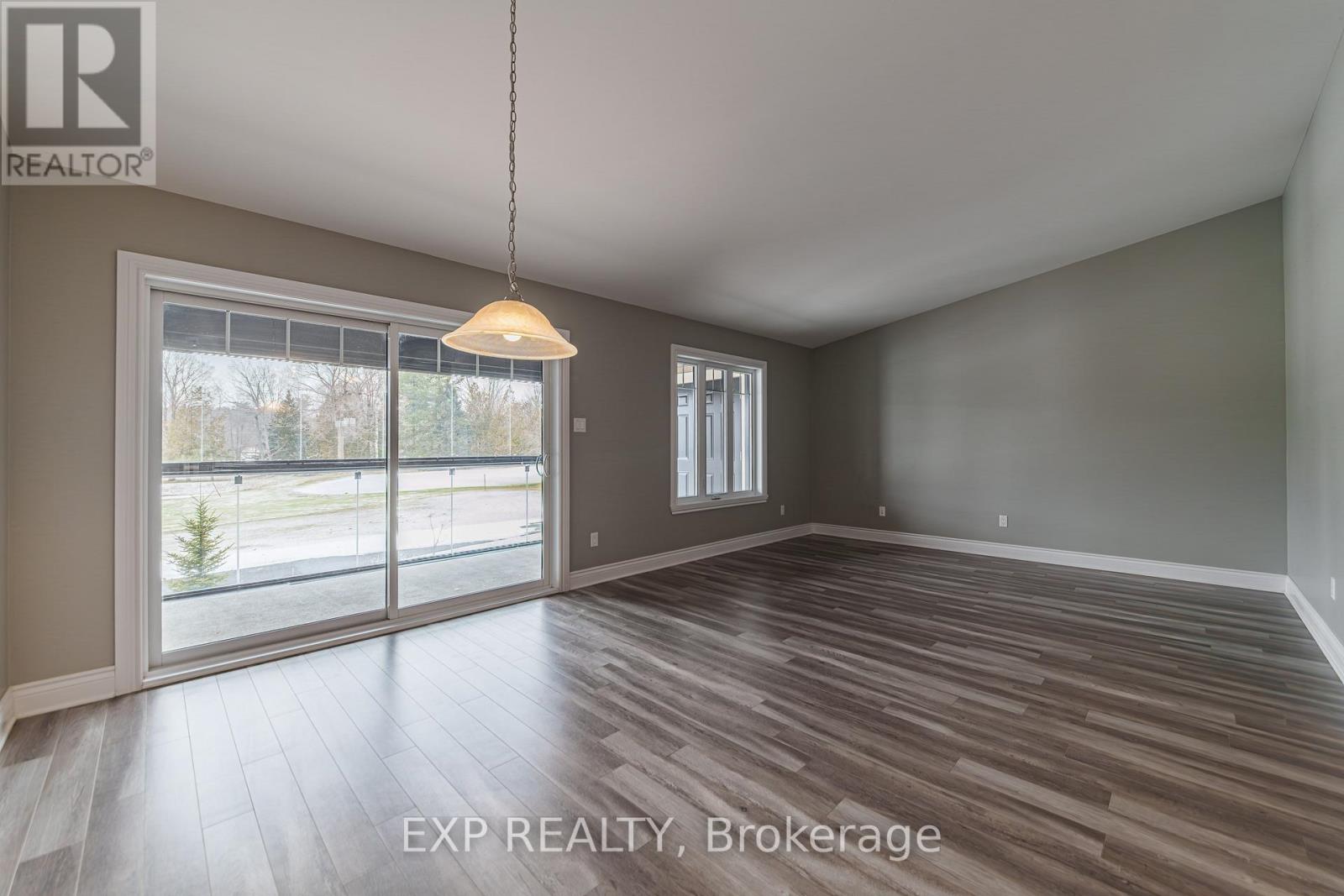 285 - 306 Masters Lane