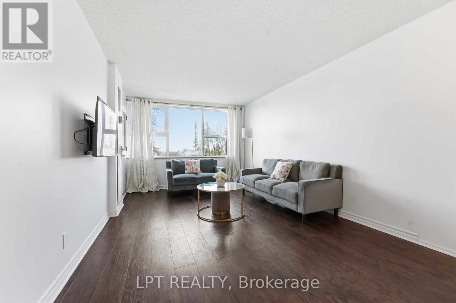 314 - 555 Brittany Drive