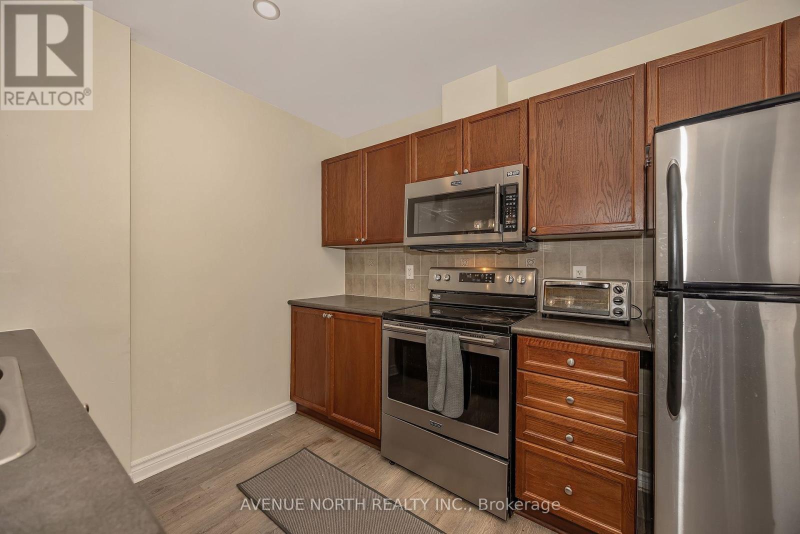 4 - 175 Waterbridge Drive