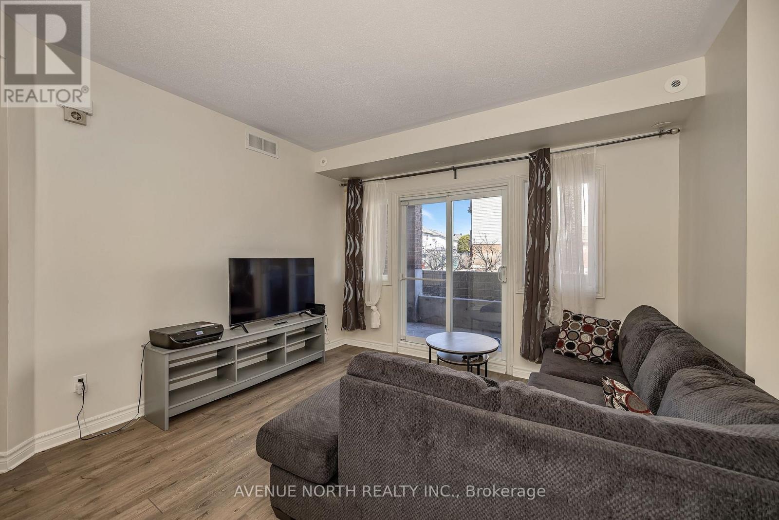 4 - 175 Waterbridge Drive