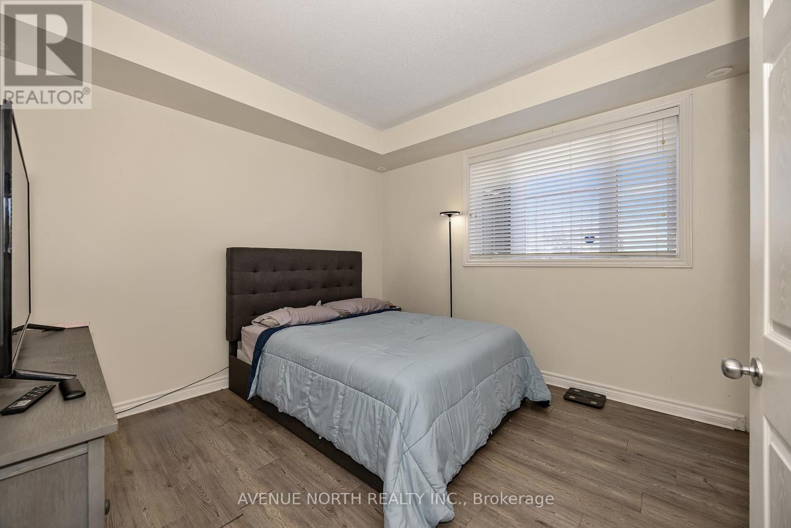 4 - 175 Waterbridge Drive