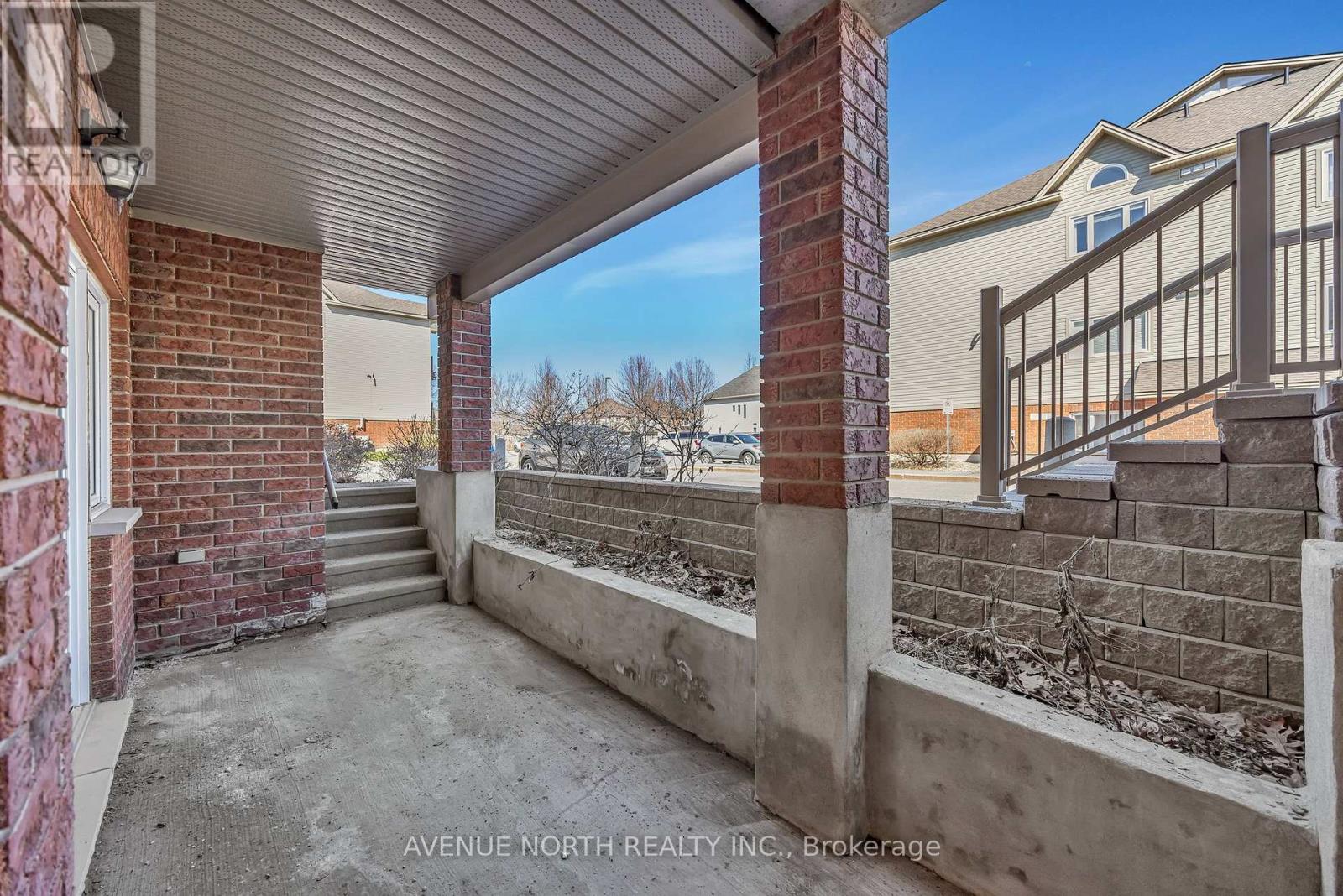 4 - 175 Waterbridge Drive