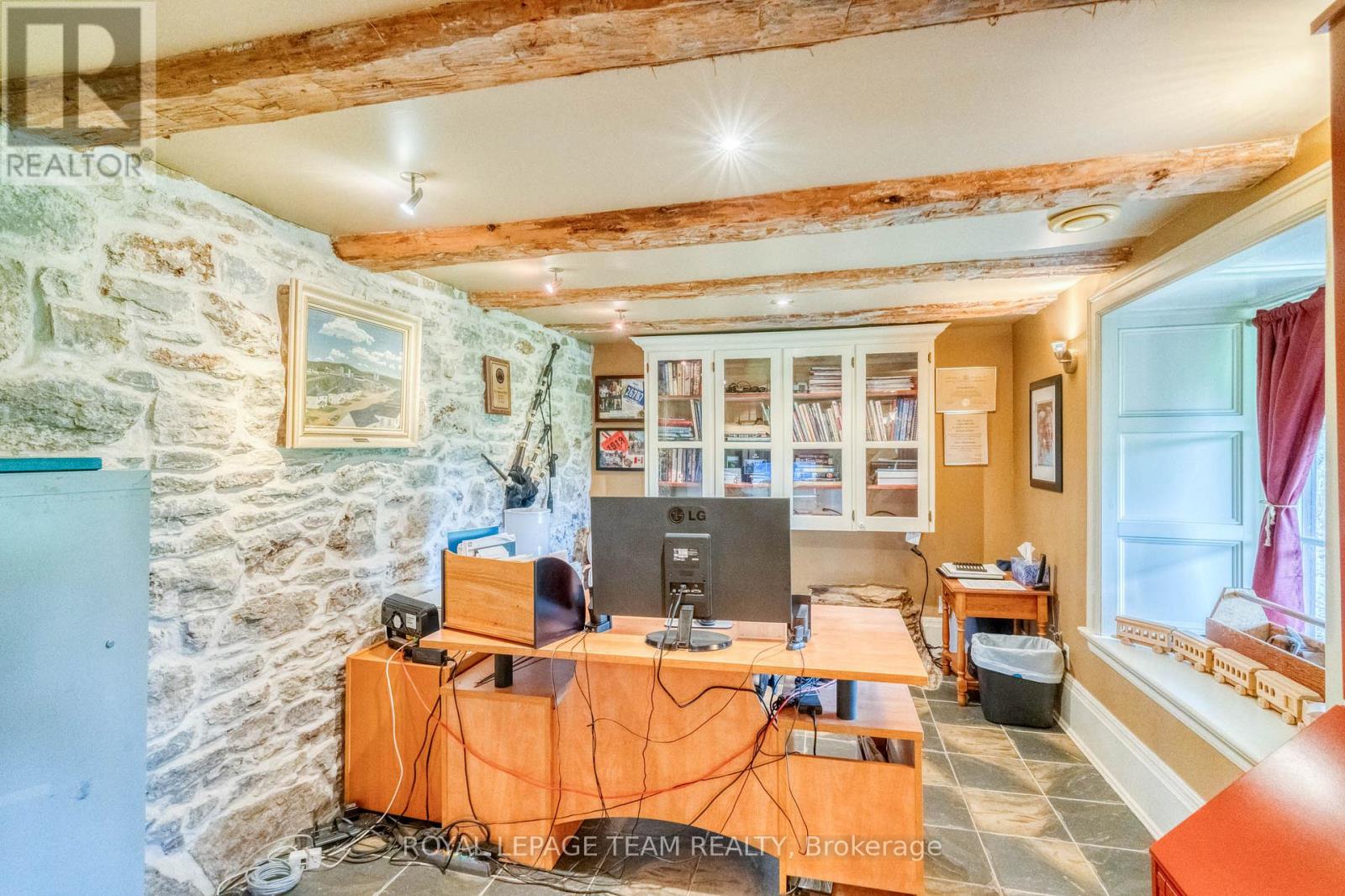 1202 Ramsay Concession 8 Road