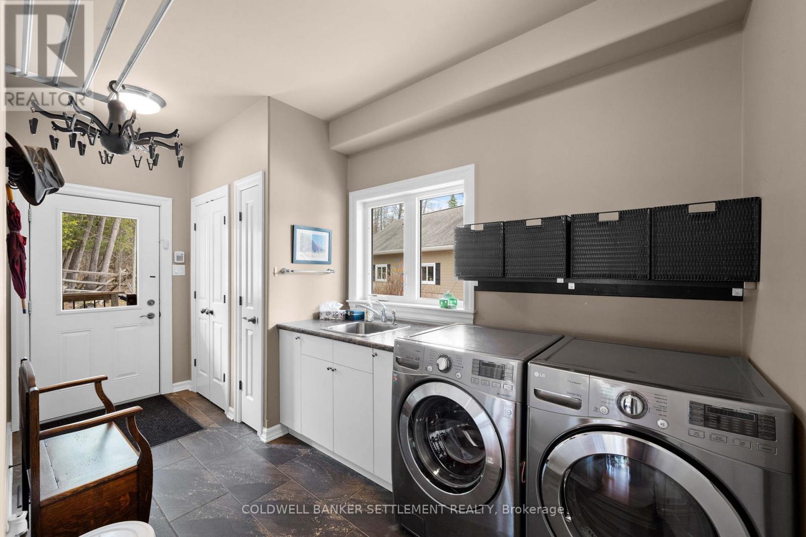 3124 Mcdonald's Corners Road Road