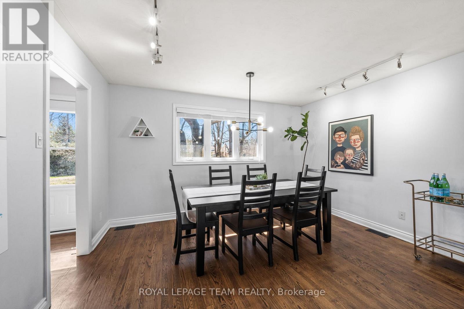 1081 Boucher Crescent