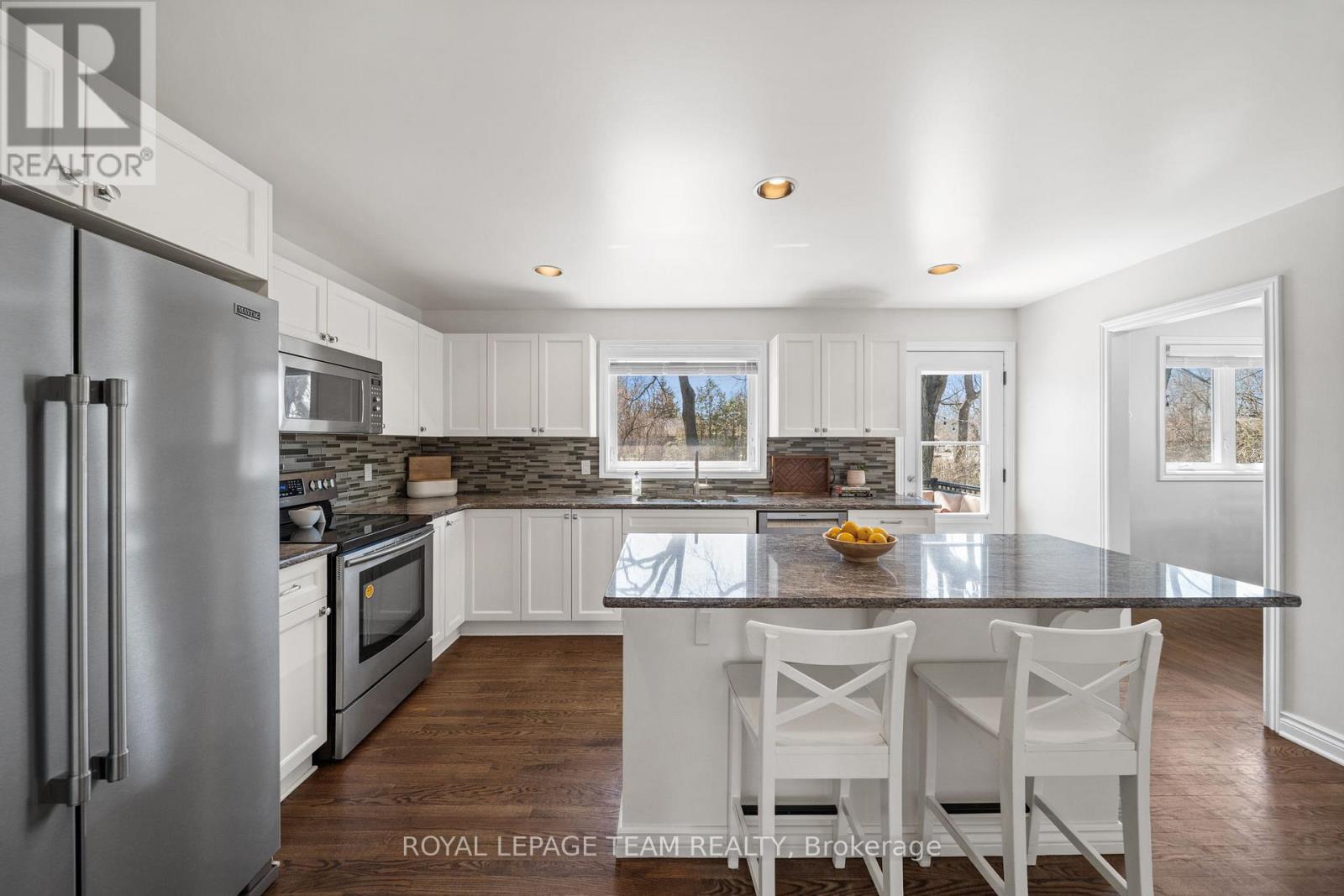 1081 Boucher Crescent