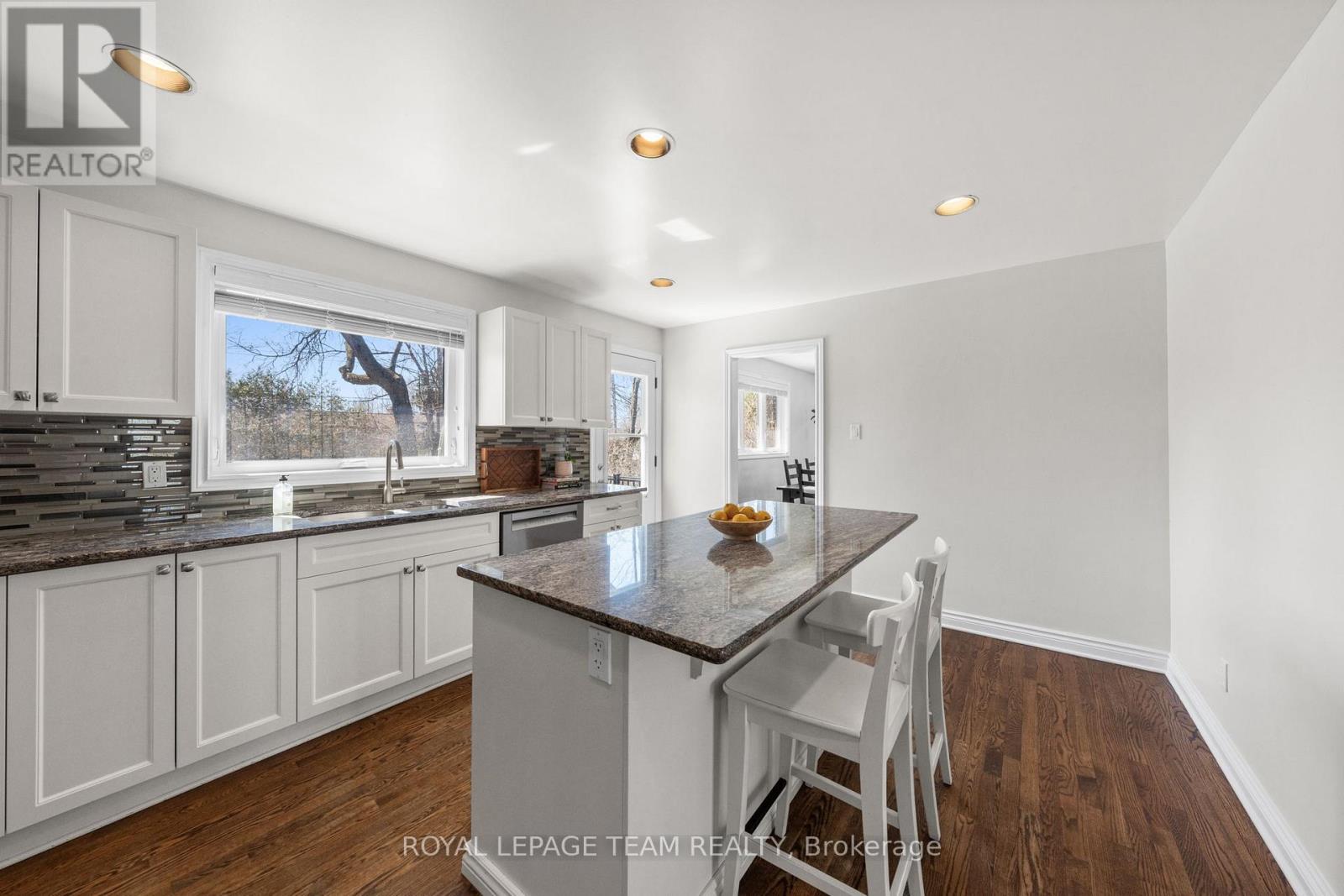 1081 Boucher Crescent