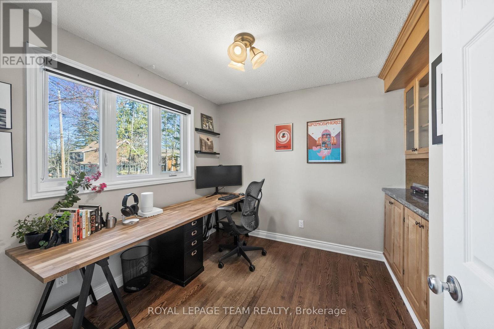 1081 Boucher Crescent