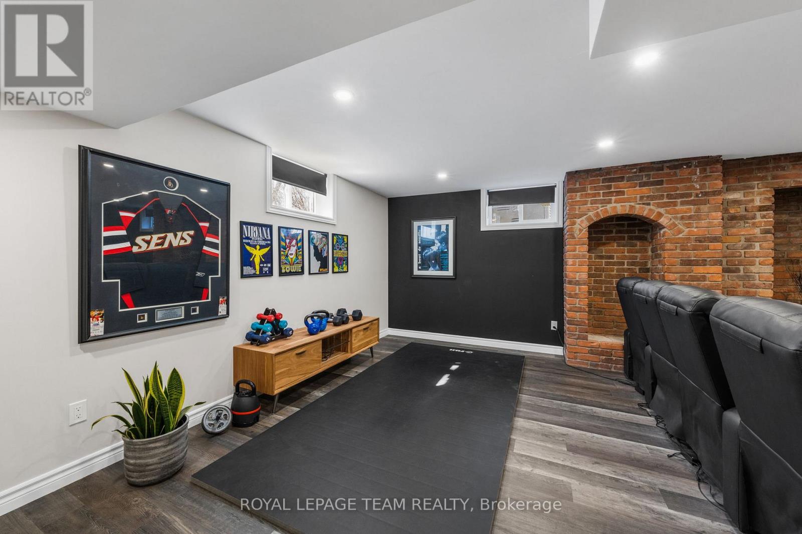 1081 Boucher Crescent