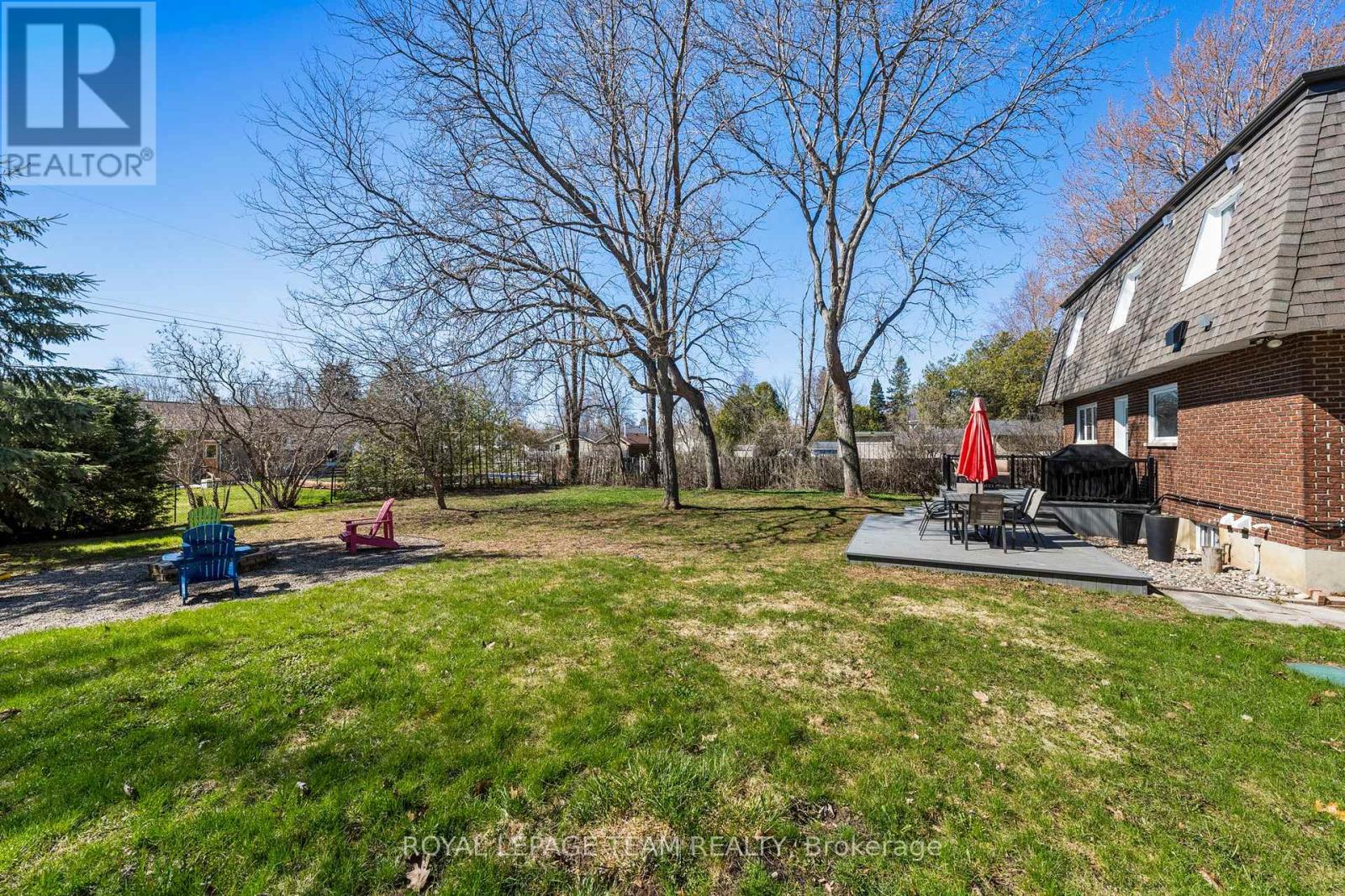 1081 Boucher Crescent