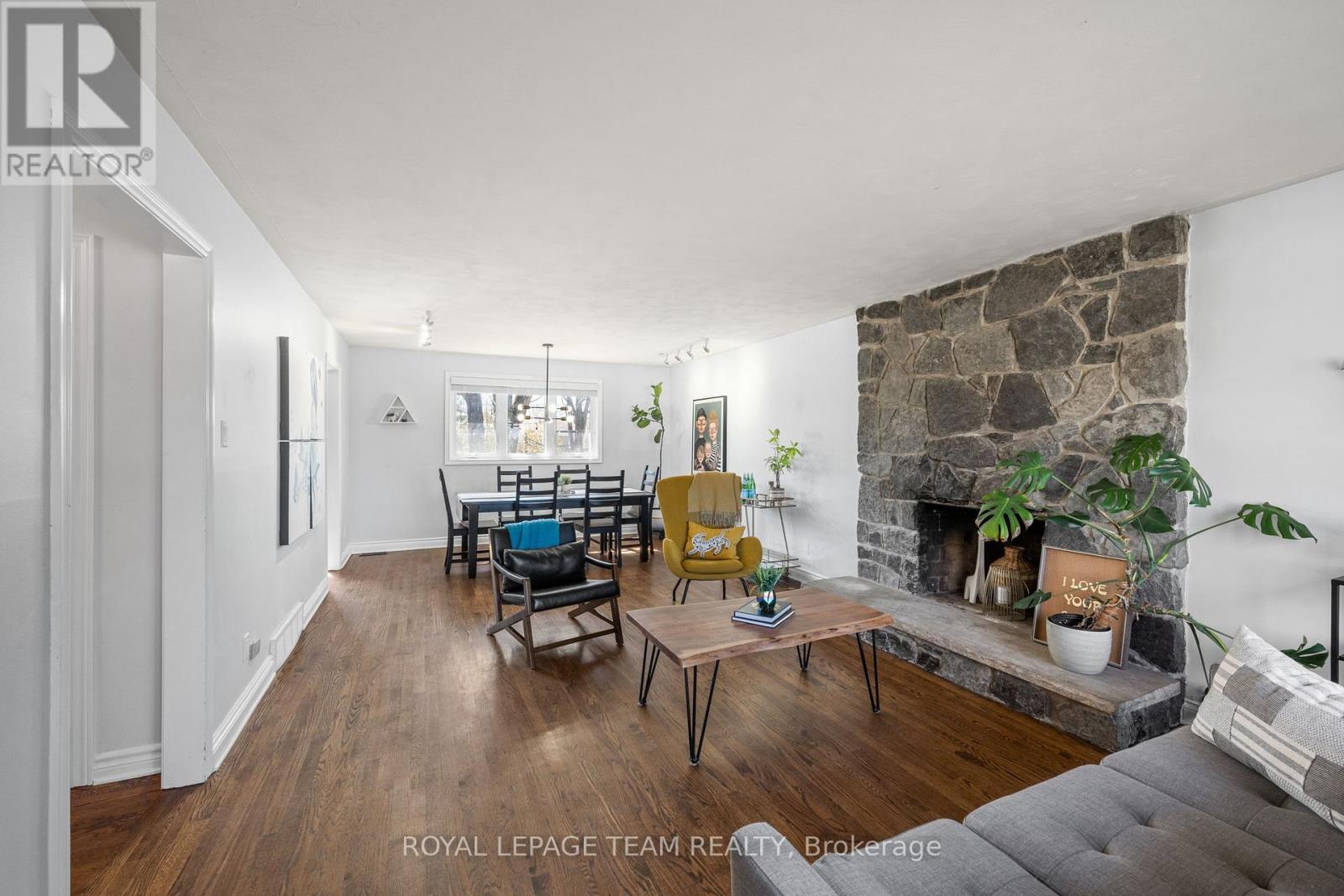 1081 Boucher Crescent