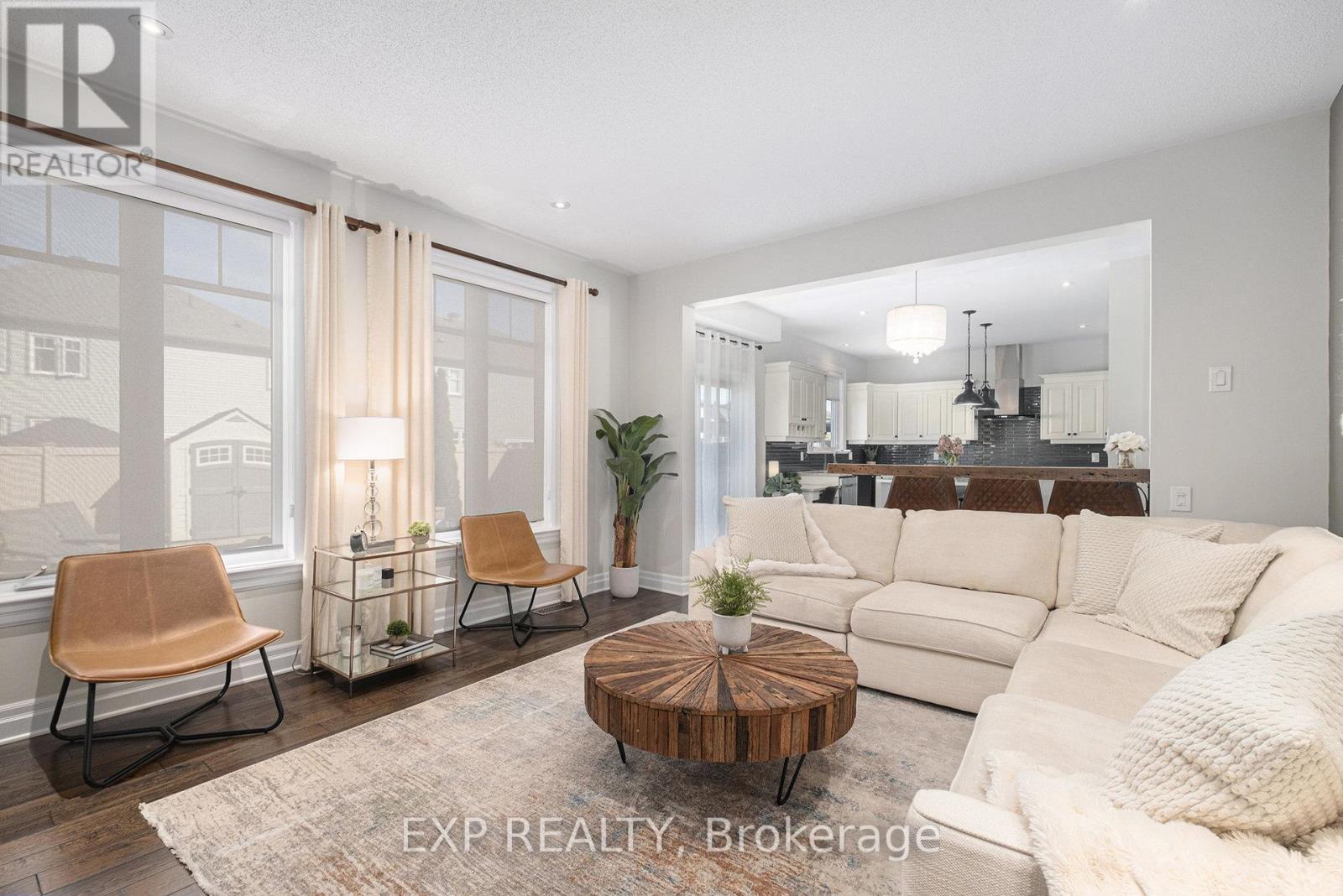 386 Andalusian Crescent