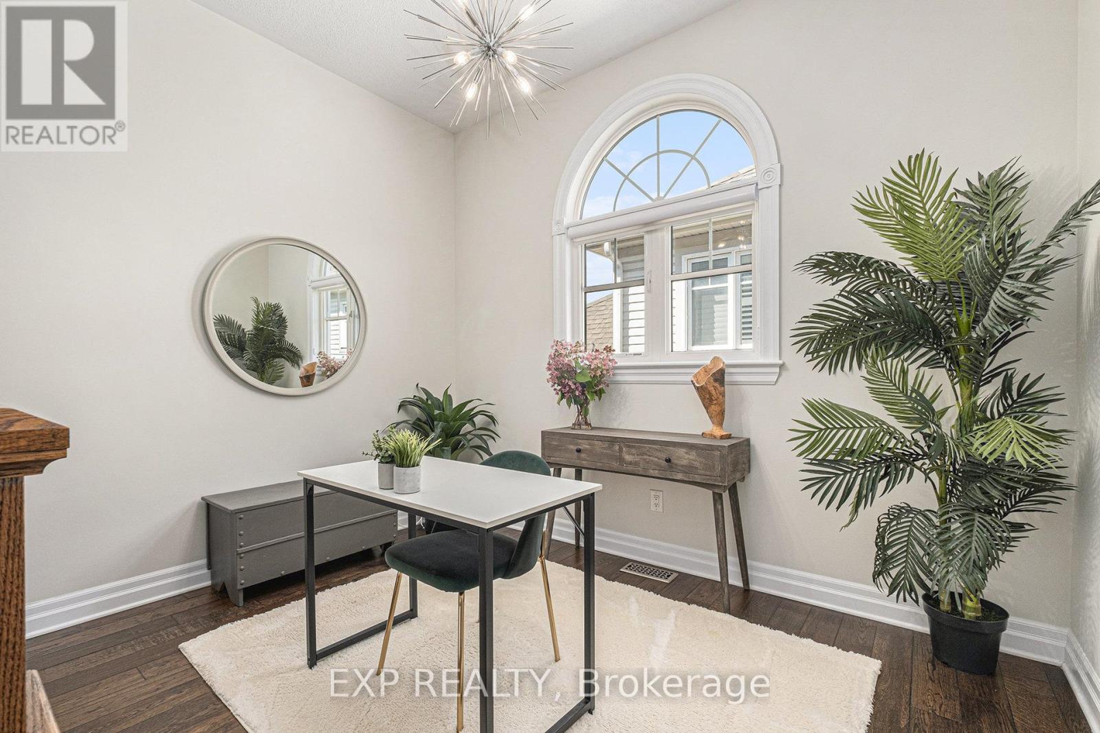 386 Andalusian Crescent