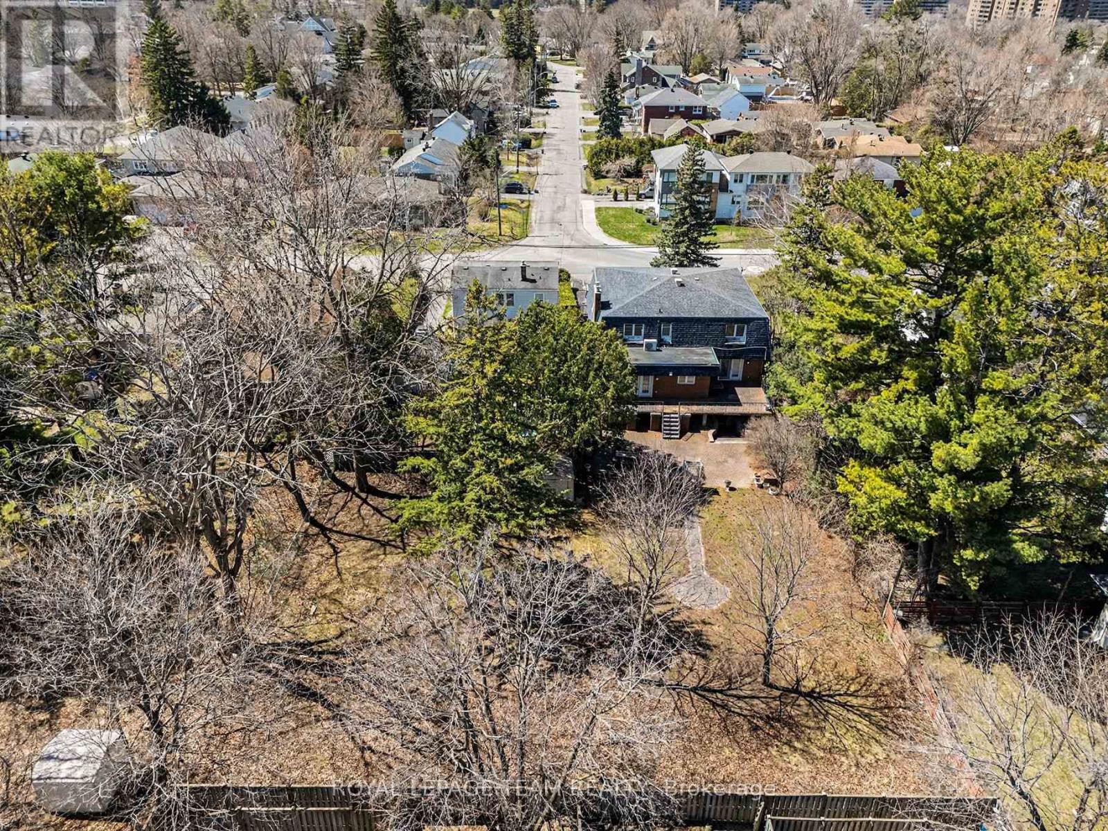 429 Ancaster Avenue E