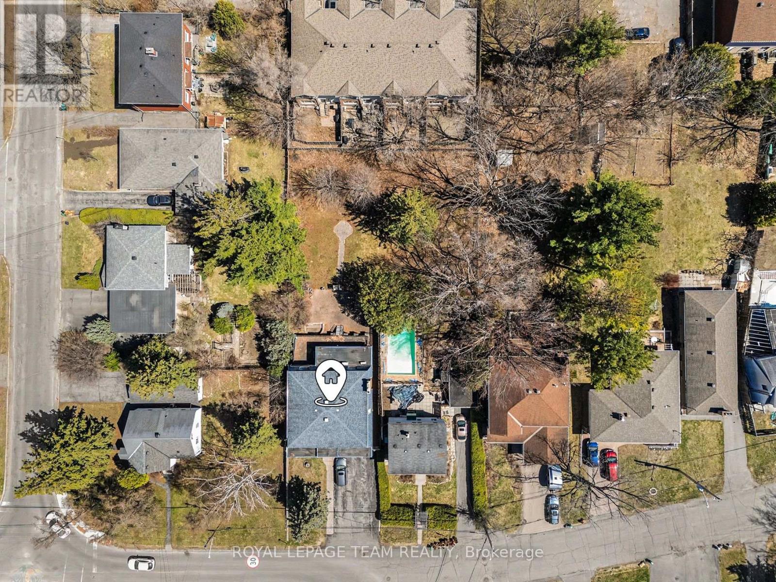 429 Ancaster Avenue E