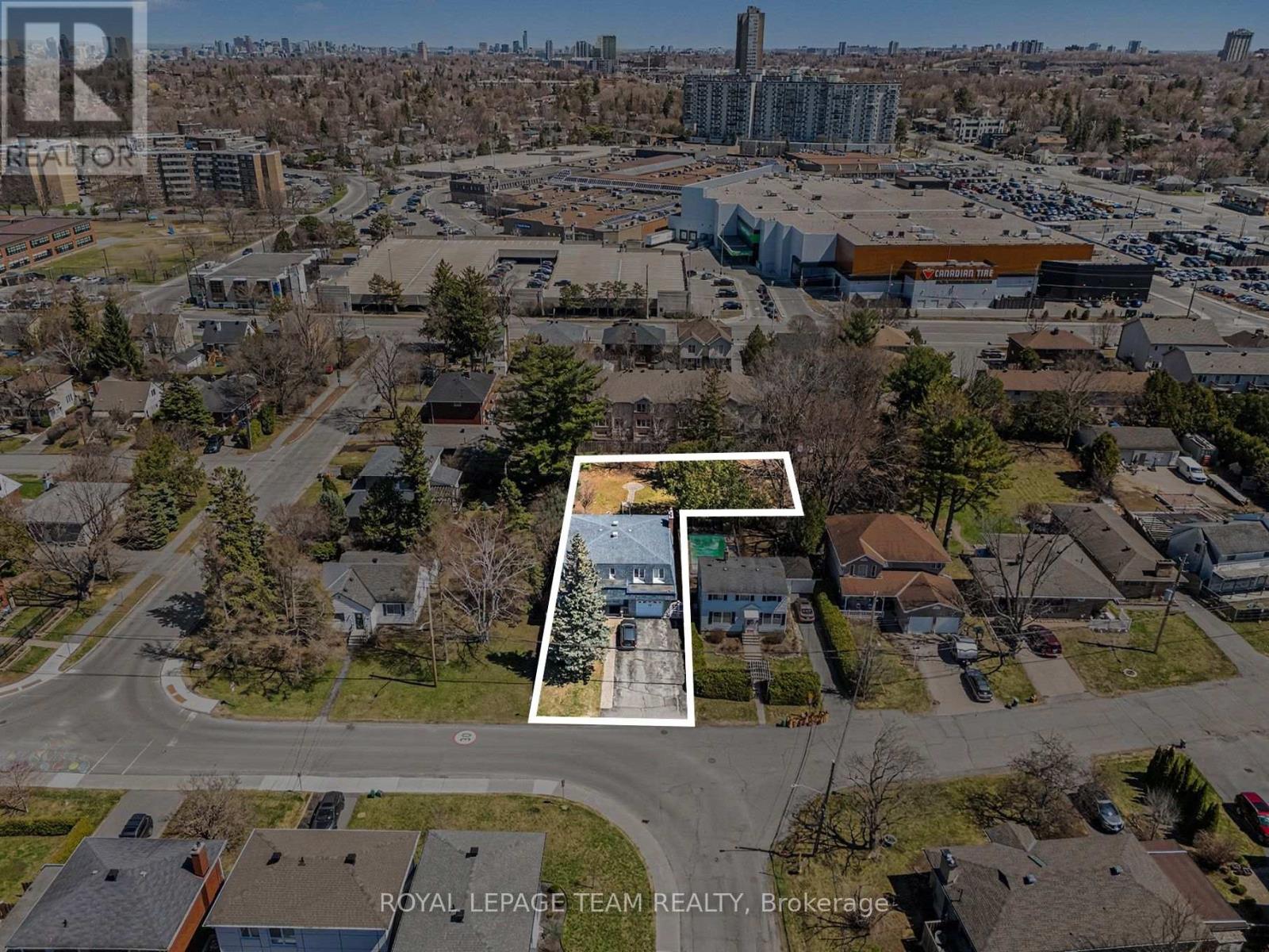 429 Ancaster Avenue E