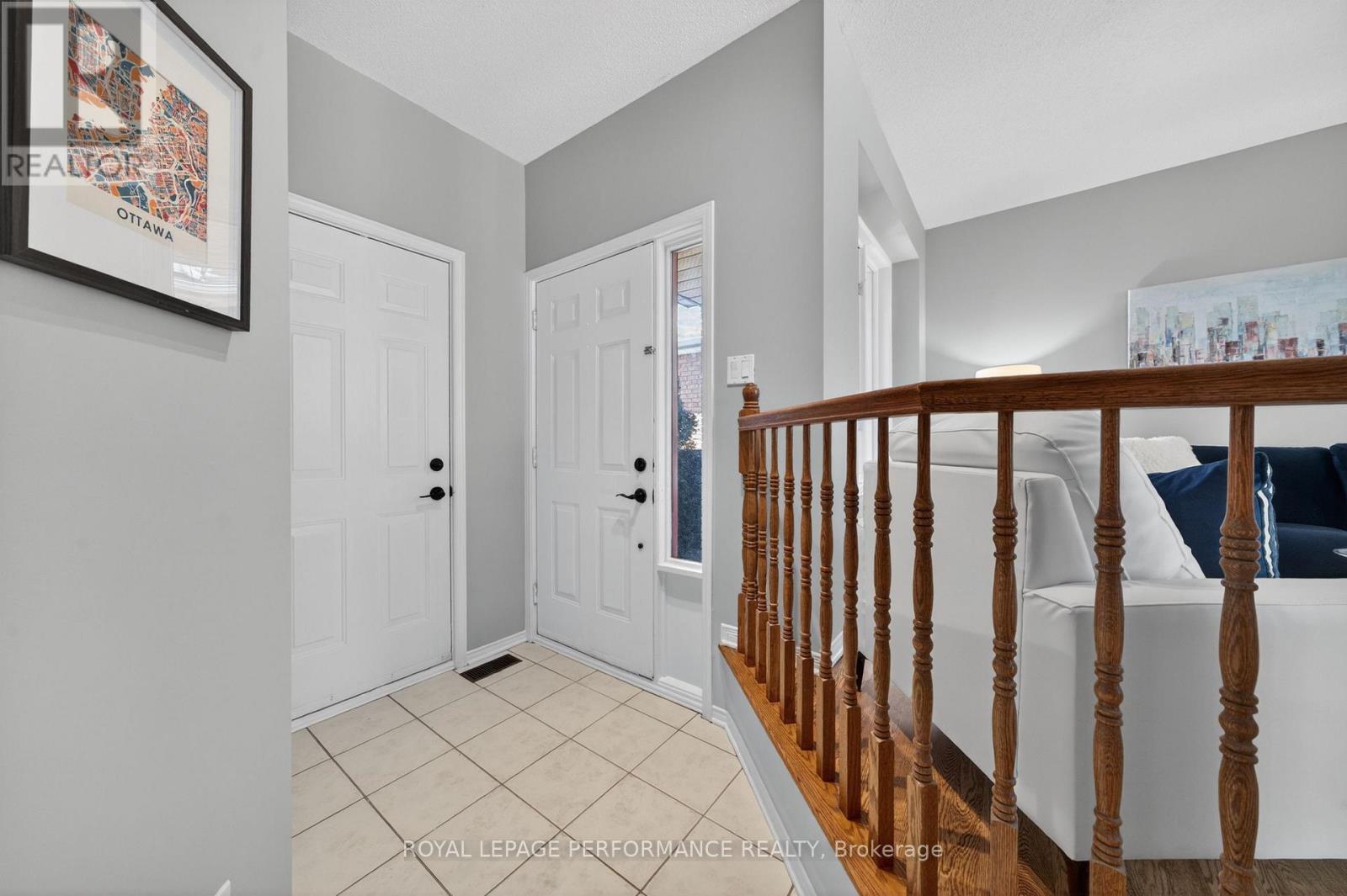 3835 Crowsnest Avenue