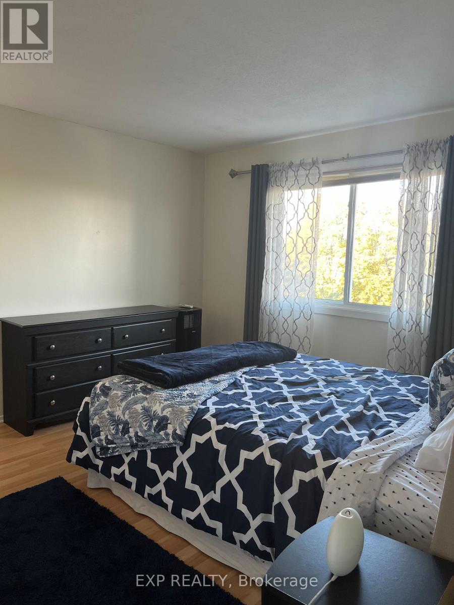 407 - 216 Viewmount Drive