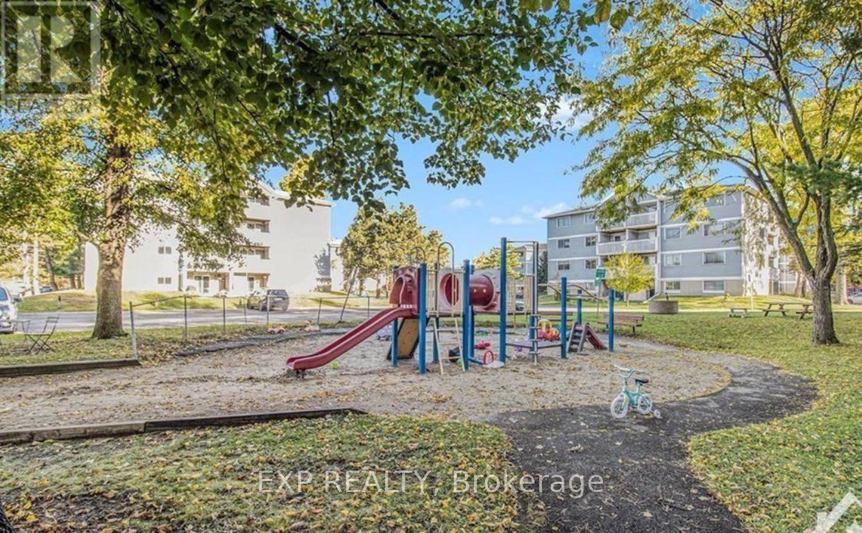 407 - 216 Viewmount Drive