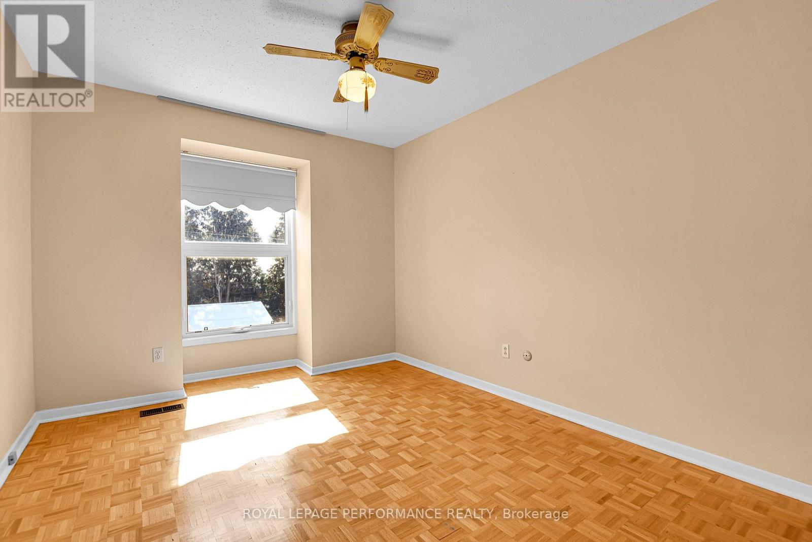 2166 Bickerton Avenue