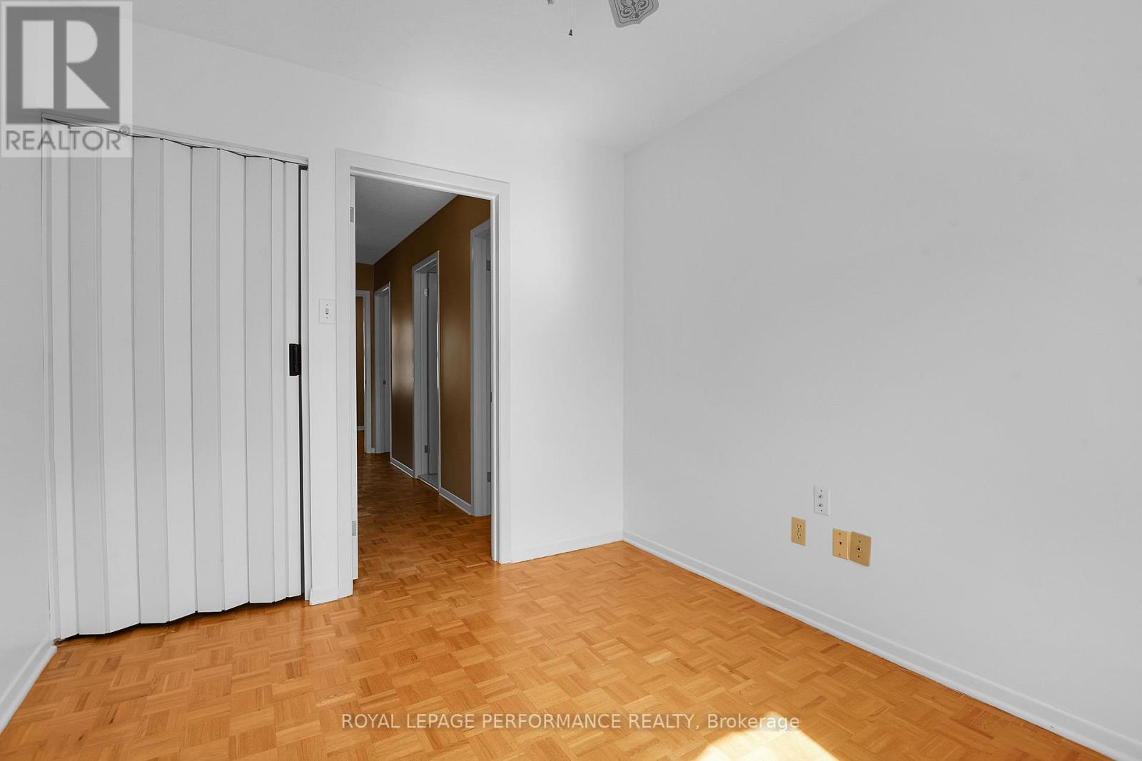 2166 Bickerton Avenue