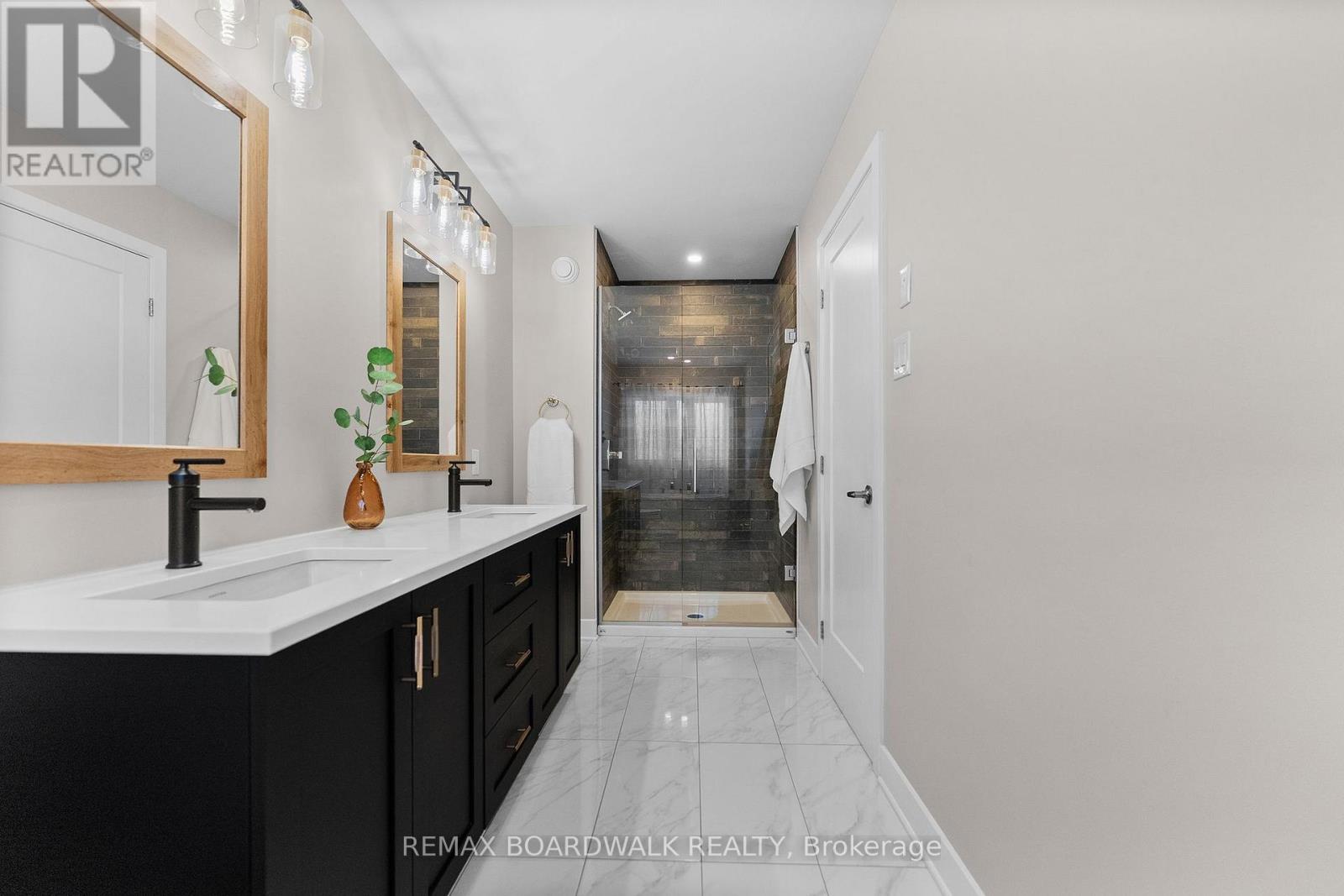 171 Bristol Crescent