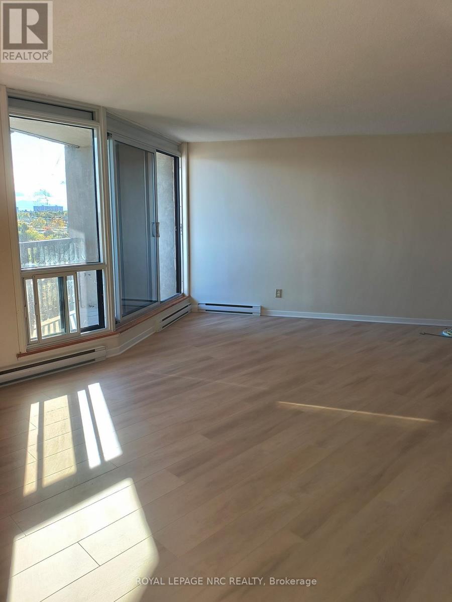 706 - 900 Dynes Road