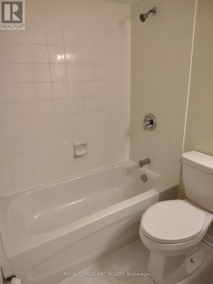 706 - 900 Dynes Road