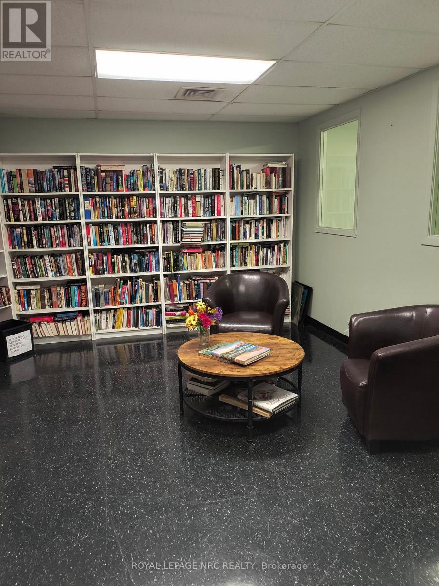 706 - 900 Dynes Road