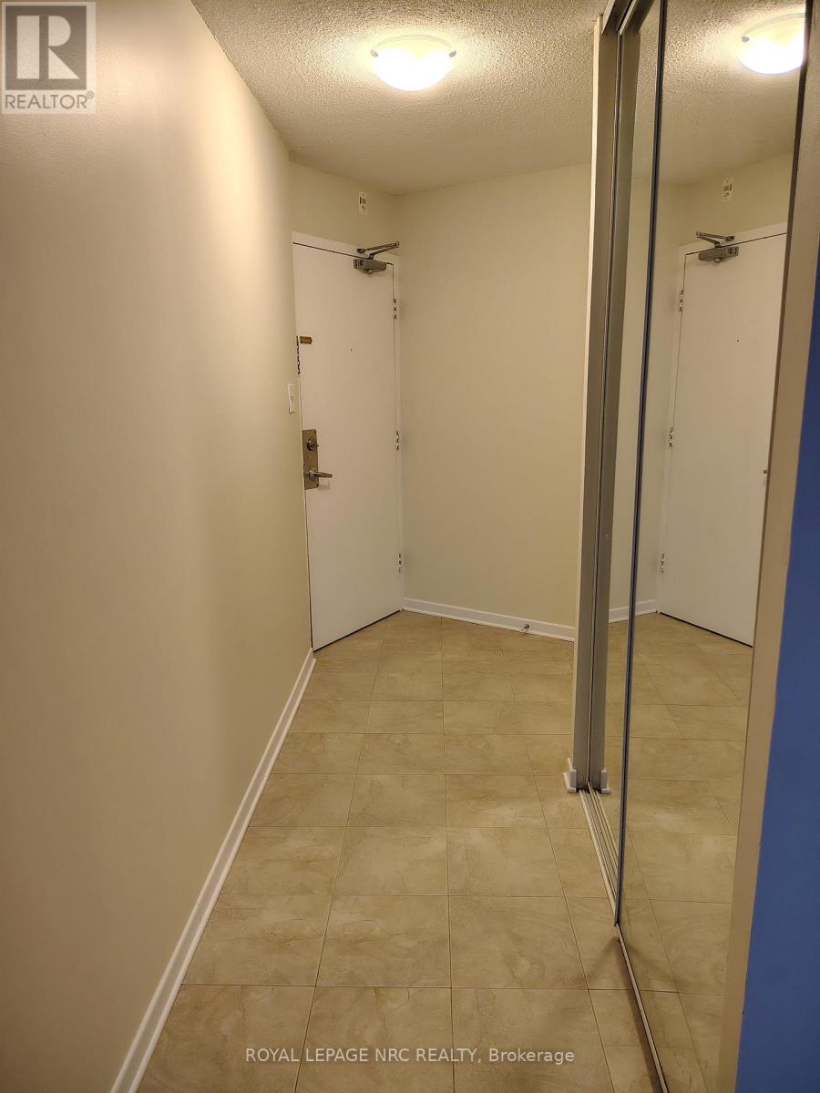 706 - 900 Dynes Road