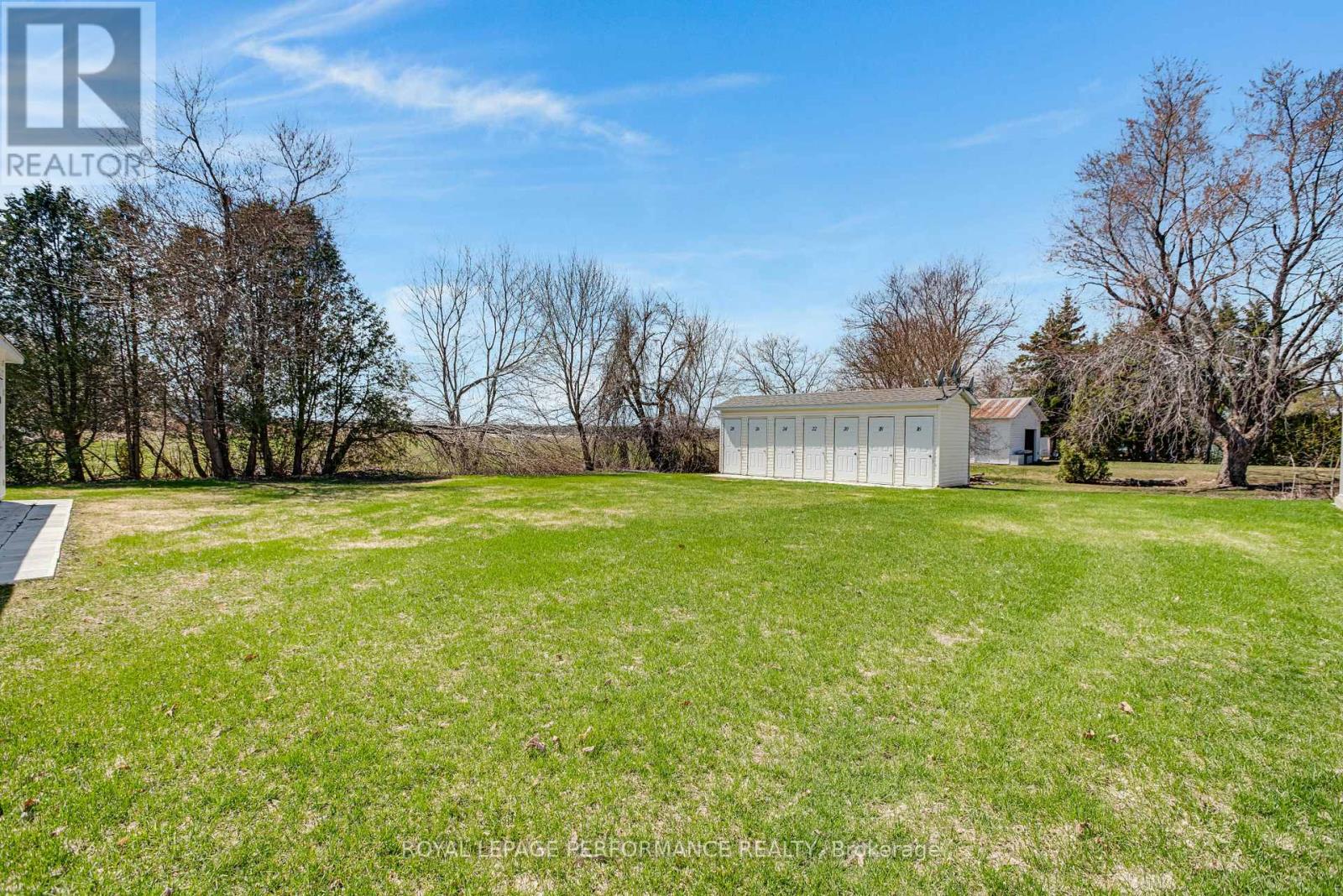 (4) - 16 Pendleton Street