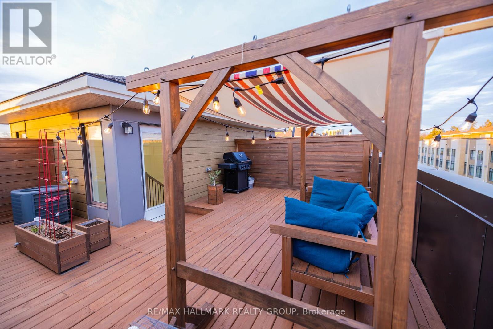 55 Cherry Blossom Private Private W