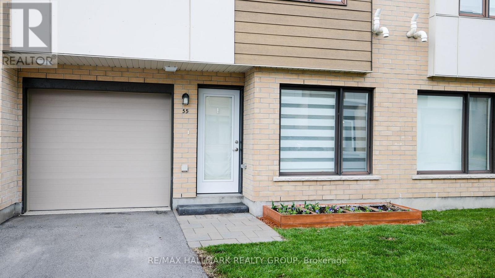 55 Cherry Blossom Private Private W