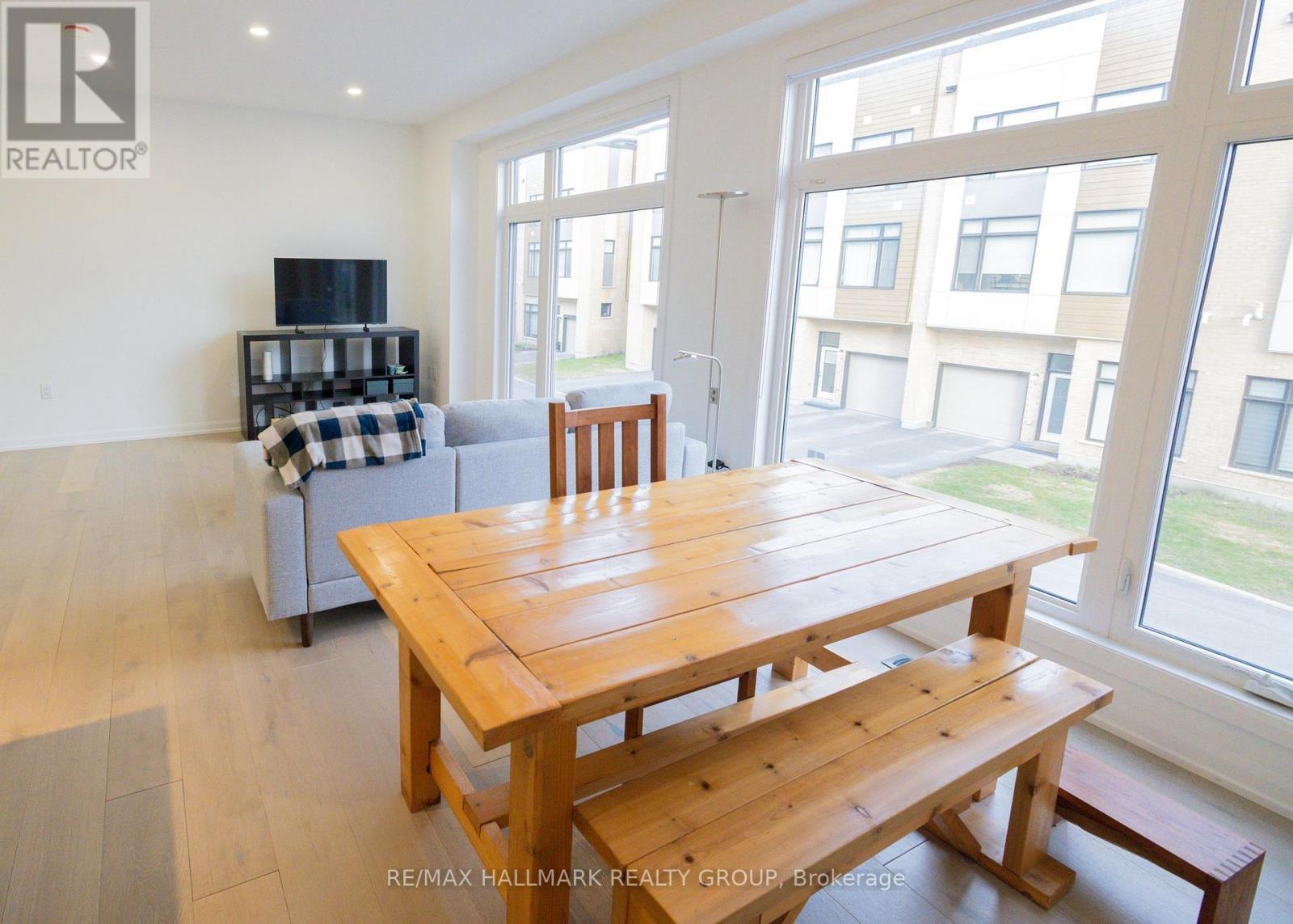 55 Cherry Blossom Private Private W