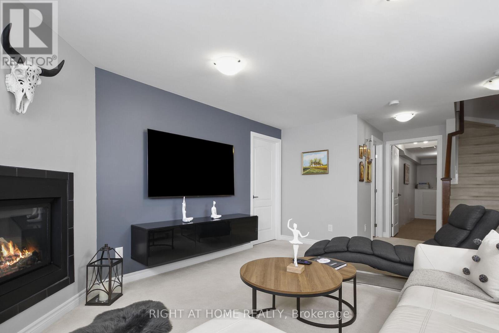 271 Via San Marino Street