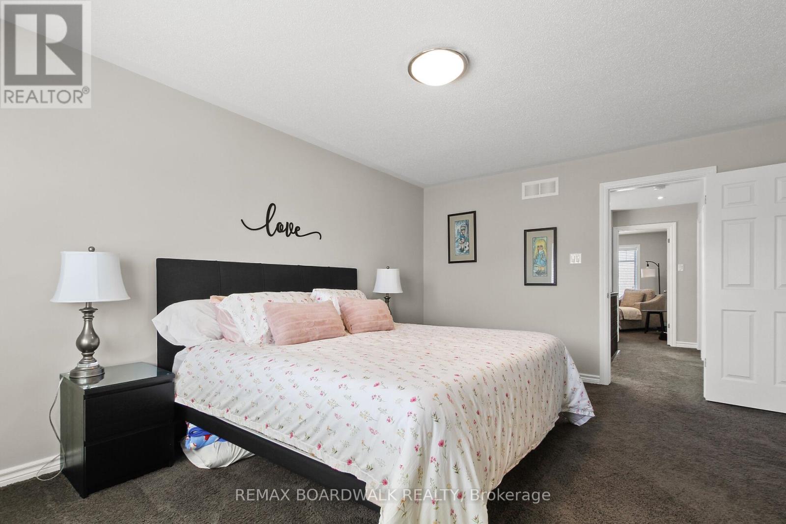 249 Garrity Crescent