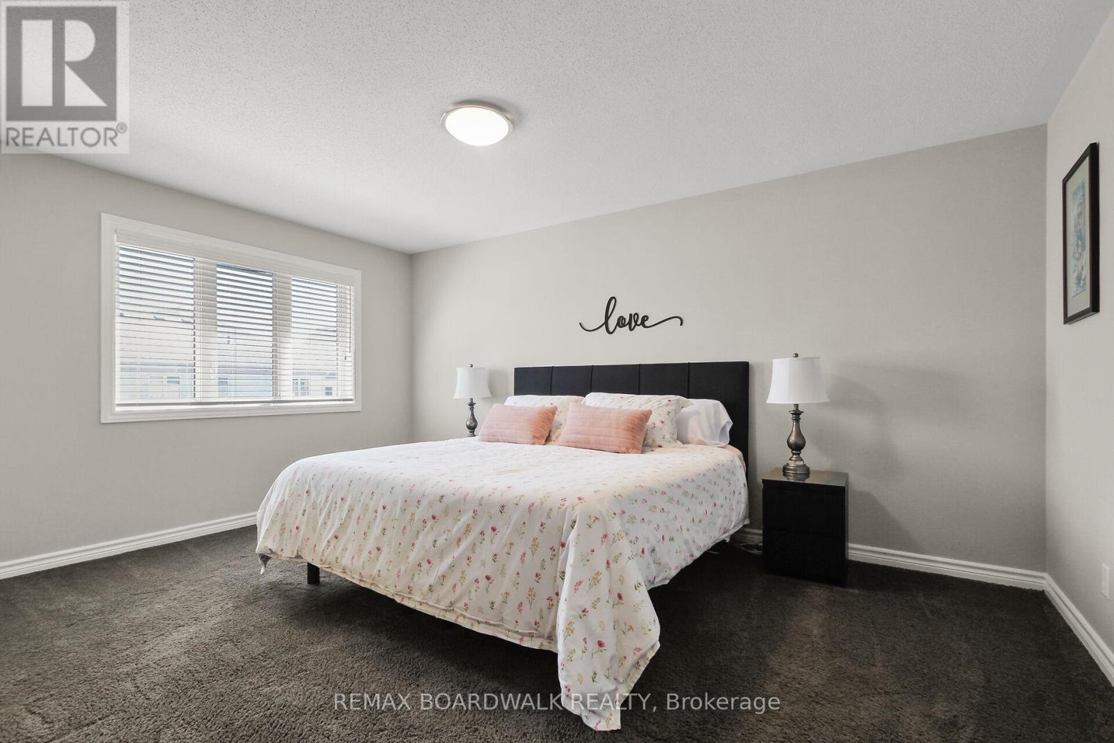 249 Garrity Crescent