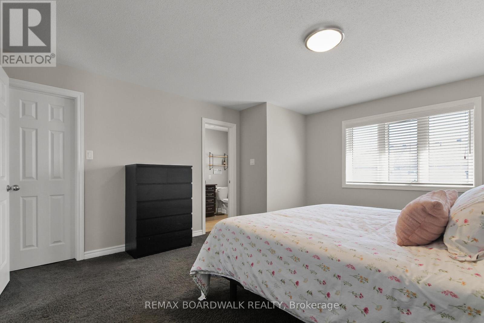 249 Garrity Crescent