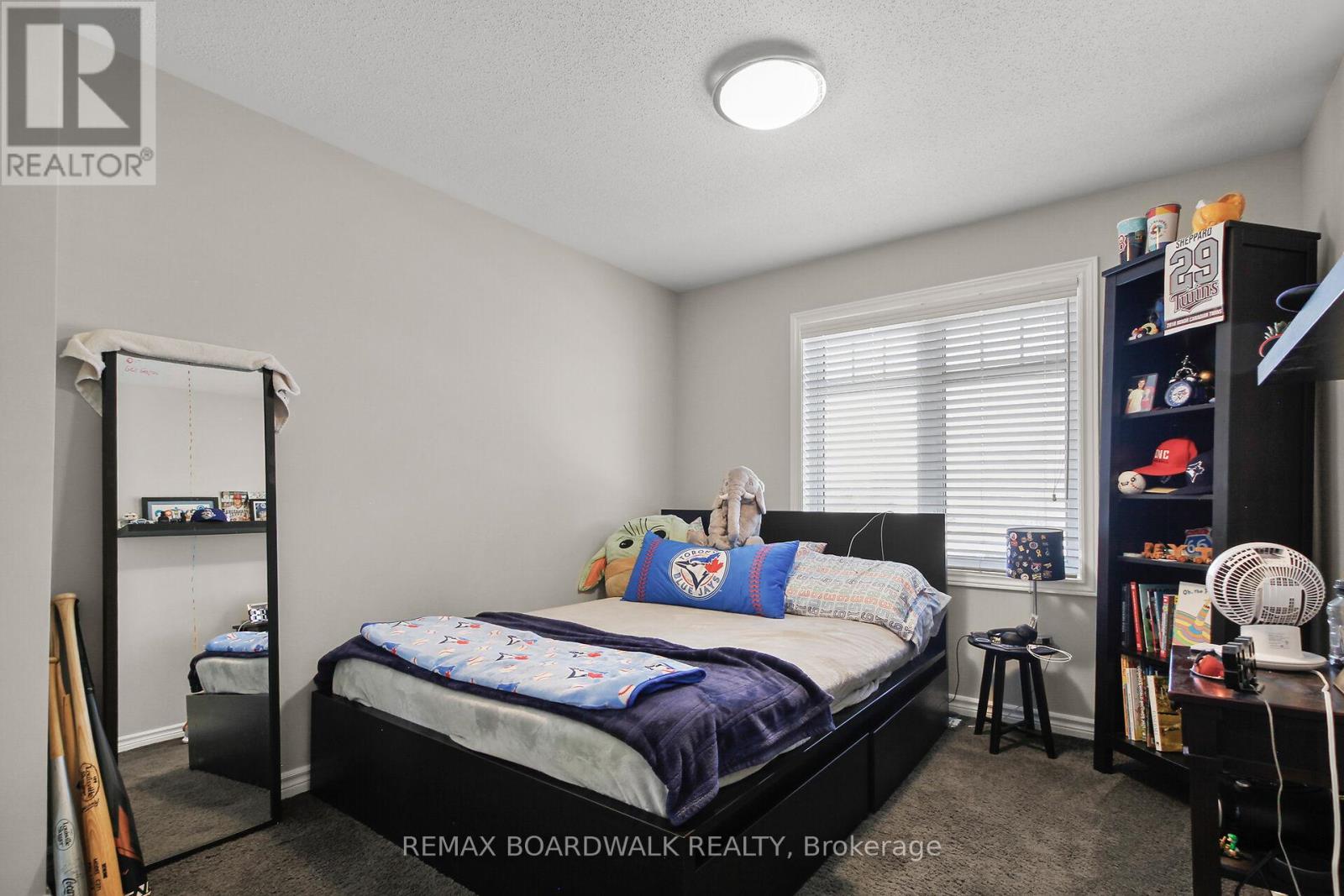 249 Garrity Crescent