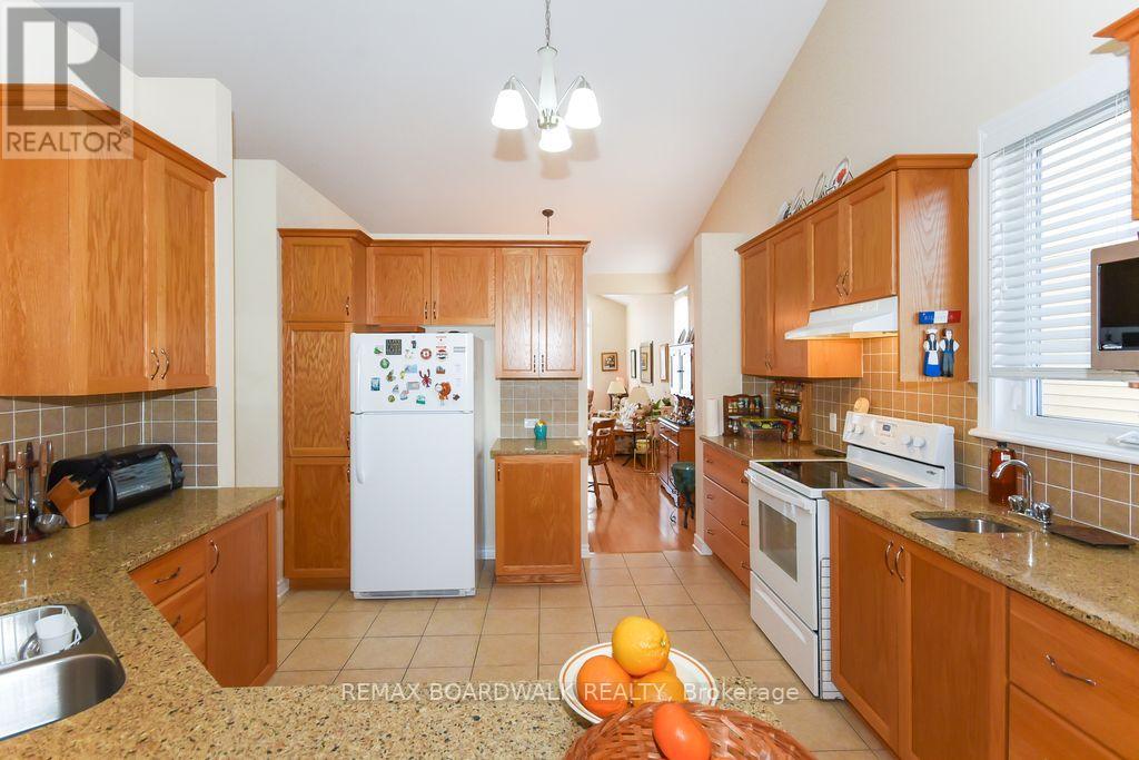 1861 Mickelberry Crescent