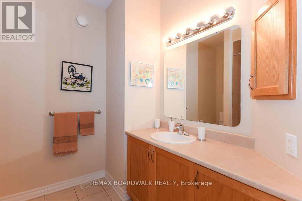 1861 Mickelberry Crescent