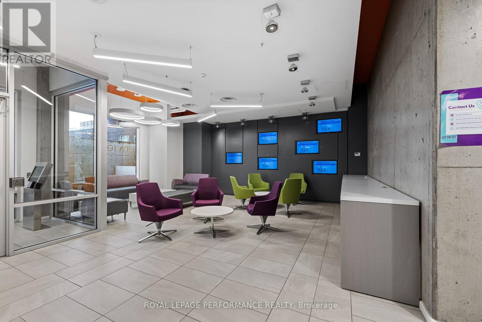 1118 - 105 Champagne Avenue S