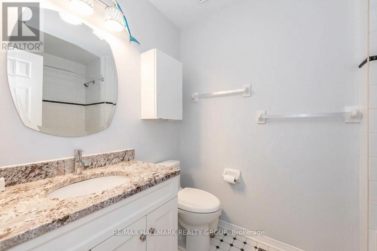 395 Bell Street S, Unit 5