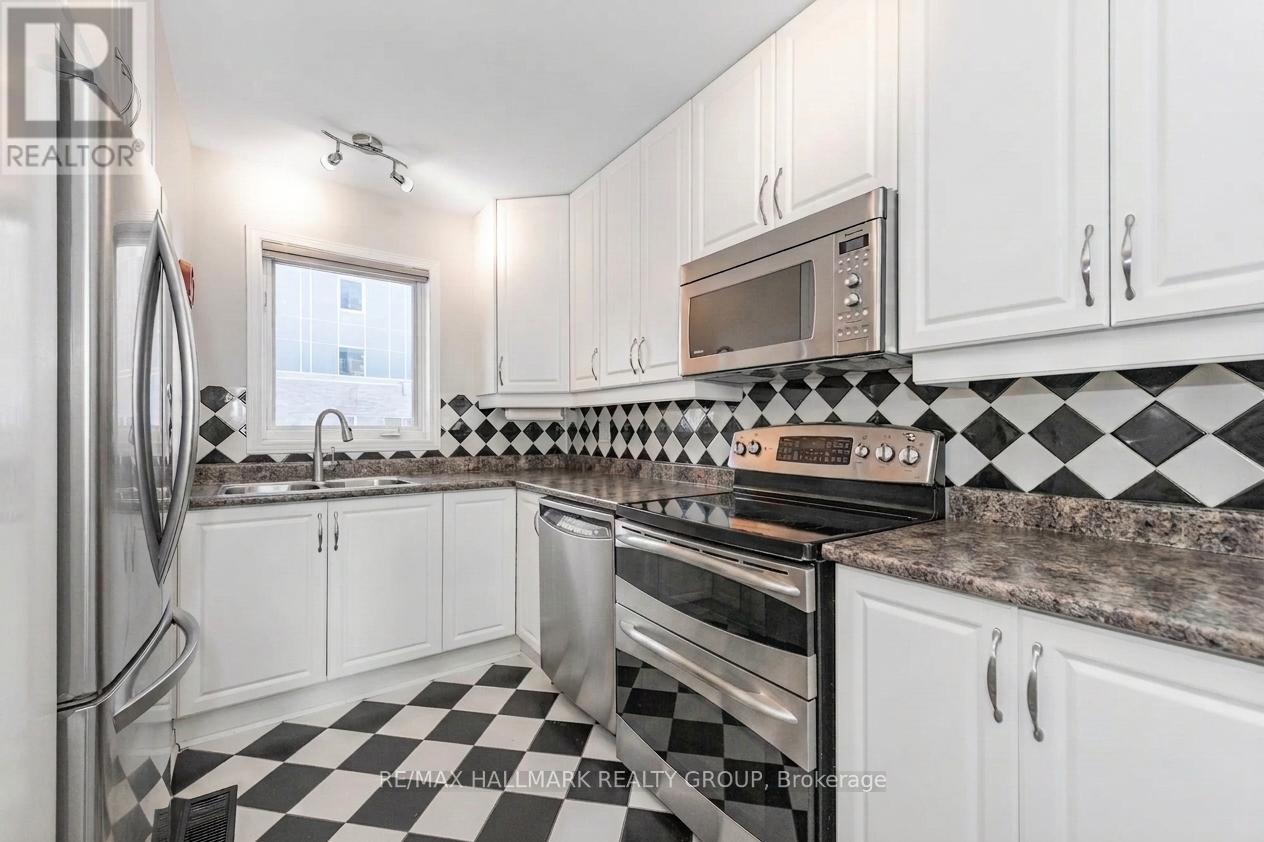 395 Bell Street S, Unit 5