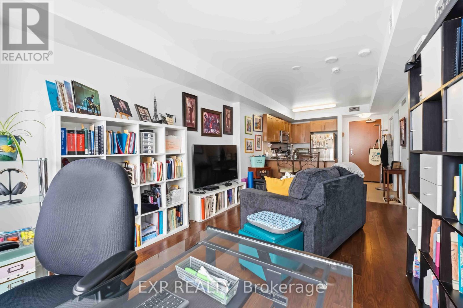 1805 - 195 Besserer Street