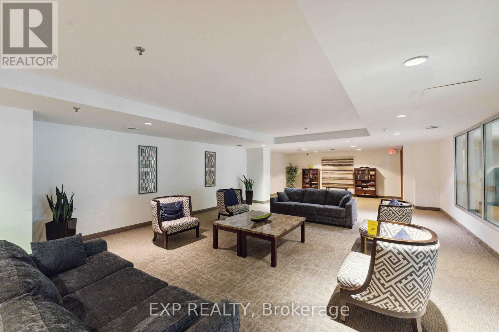 1805 - 195 Besserer Street